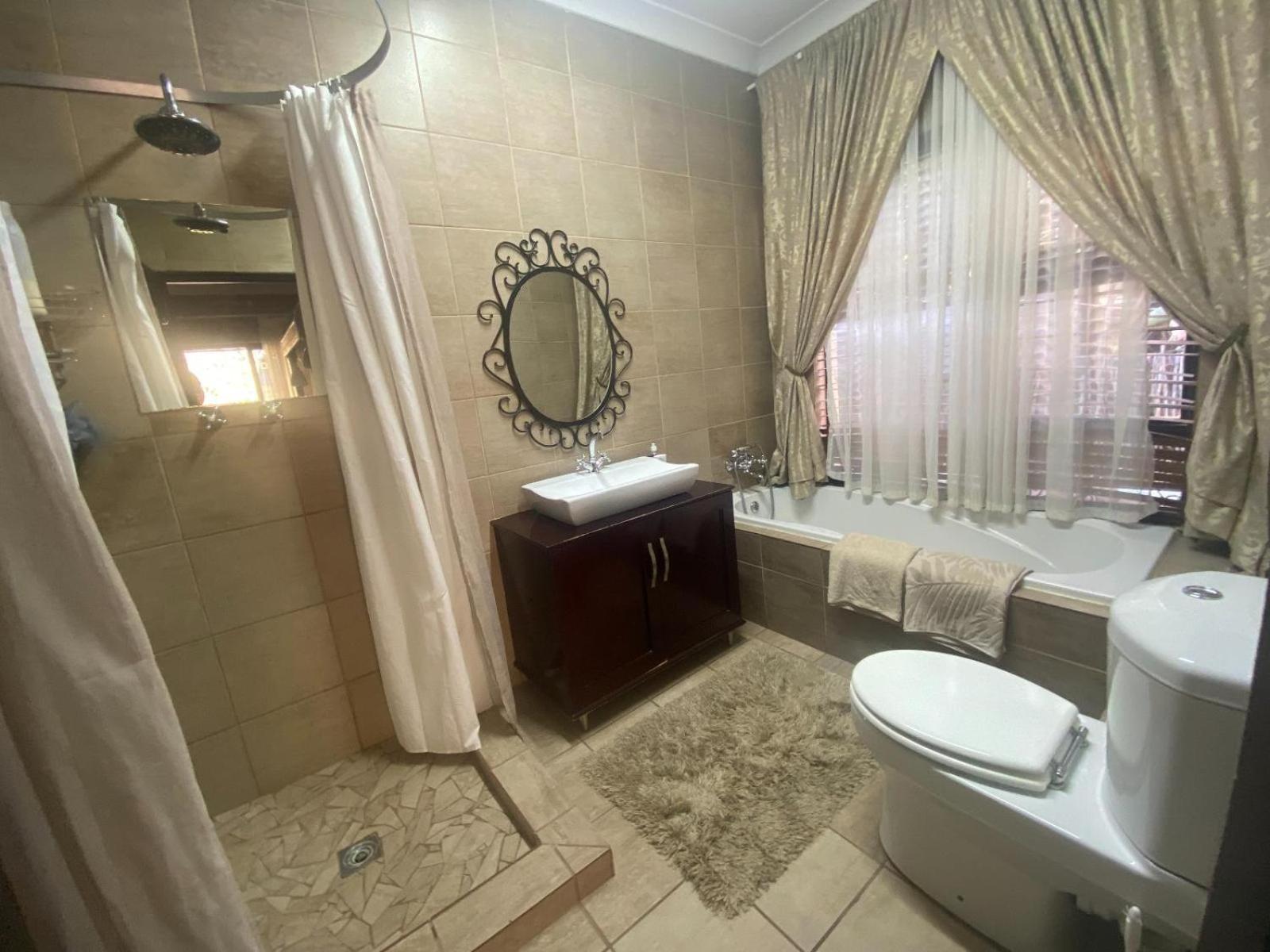Aloe Guesthouse Klerksdorp Phòng bức ảnh