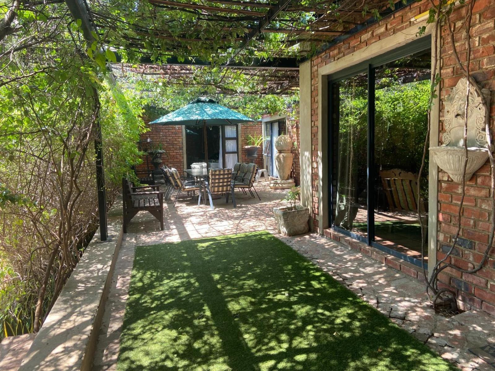 Aloe Guesthouse Klerksdorp Ngoại thất bức ảnh